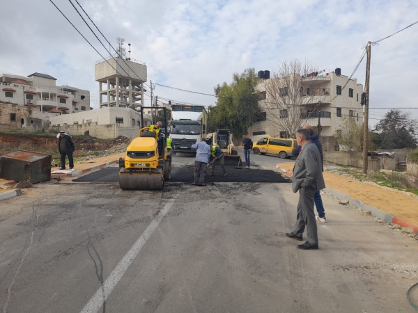 إقامة &quot;مطبات&quot; في العديد من أحياء المديــنة