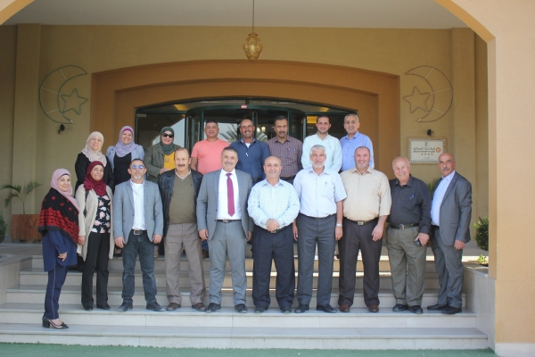 . بلدية بيتونيا تُناقش توحيد الرؤية للمشاريع المستقبلية وتصويب الإخفاقات بالأداء والتنفيذ